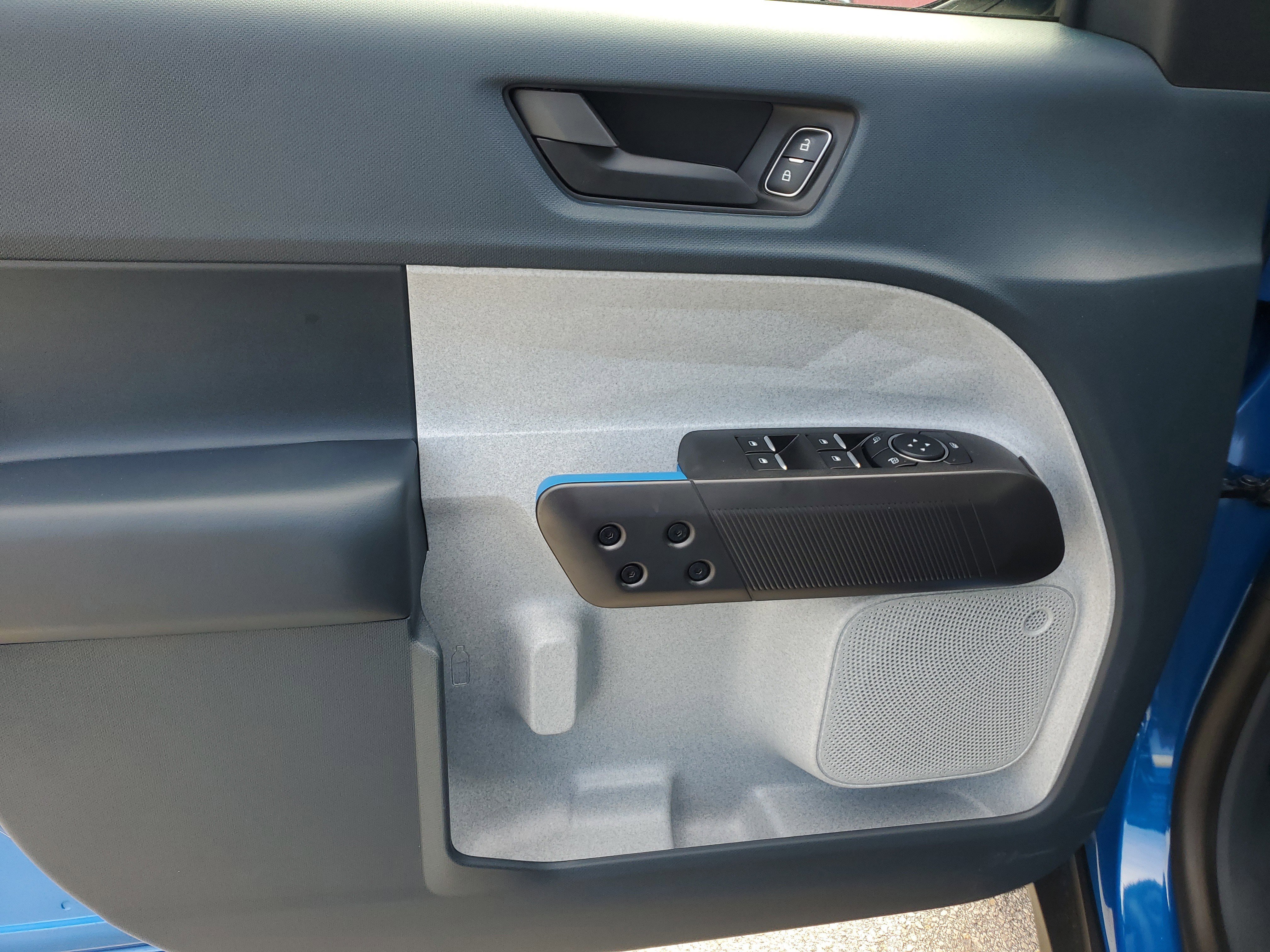 New 2025 Ford Maverick XLT w/ XLT Luxury Package image 13