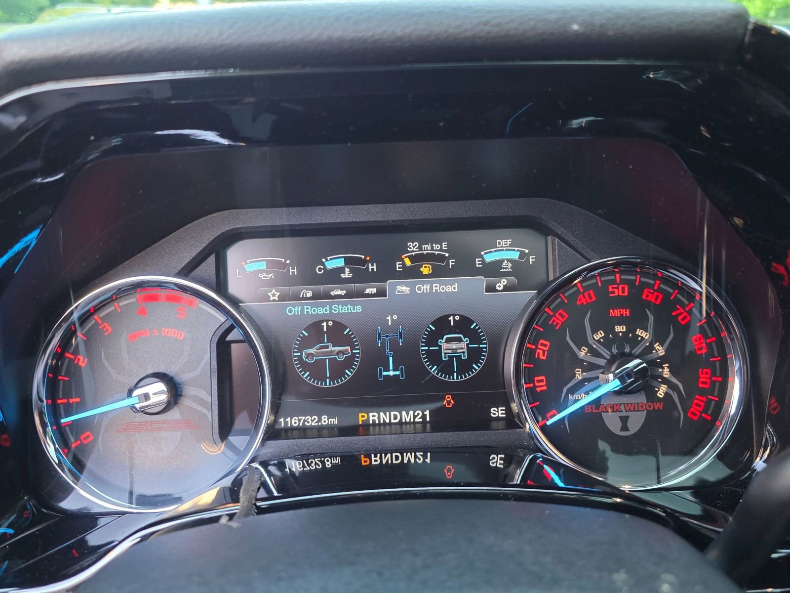 Used 2019 Ford F250 Lariat w/ Lariat Ultimate Package AWD/4WD image 23