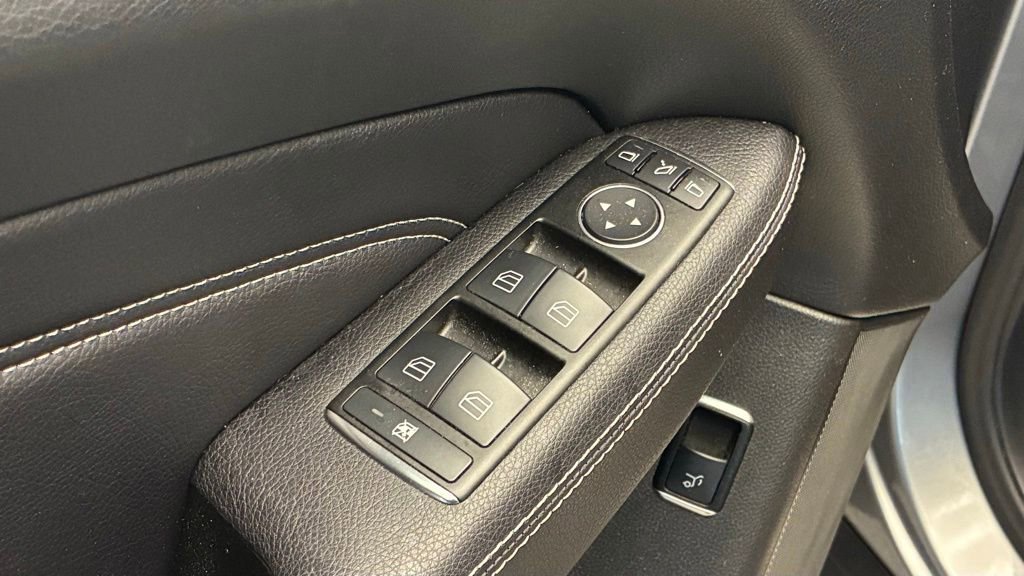 Used 2013 Mercedes-Benz ML 350 4MATIC image 12