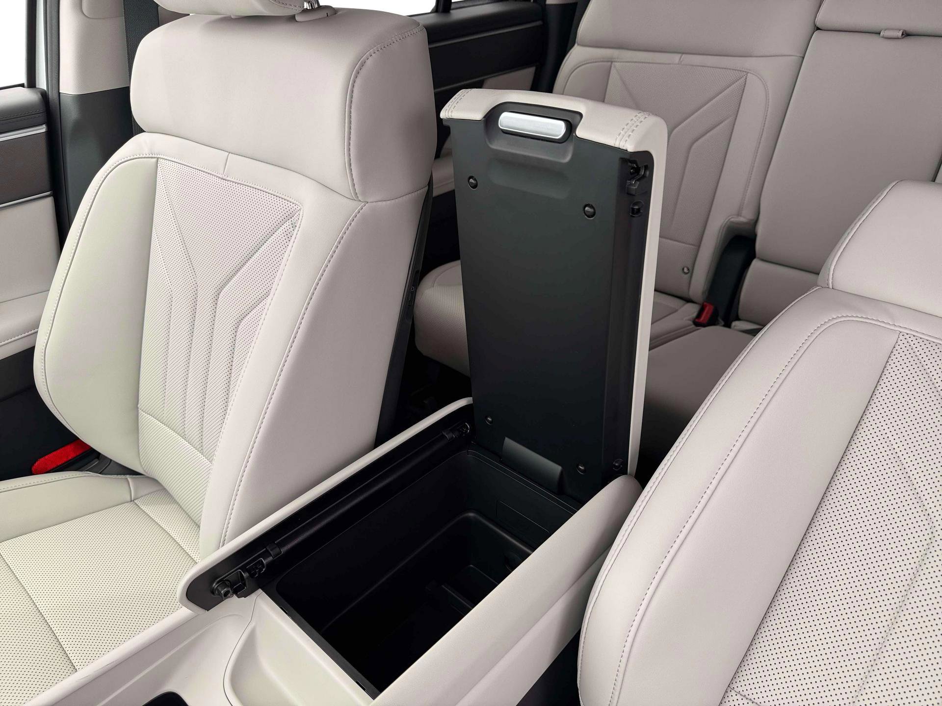 New 2026 Hyundai Santa Fe SEL image 56