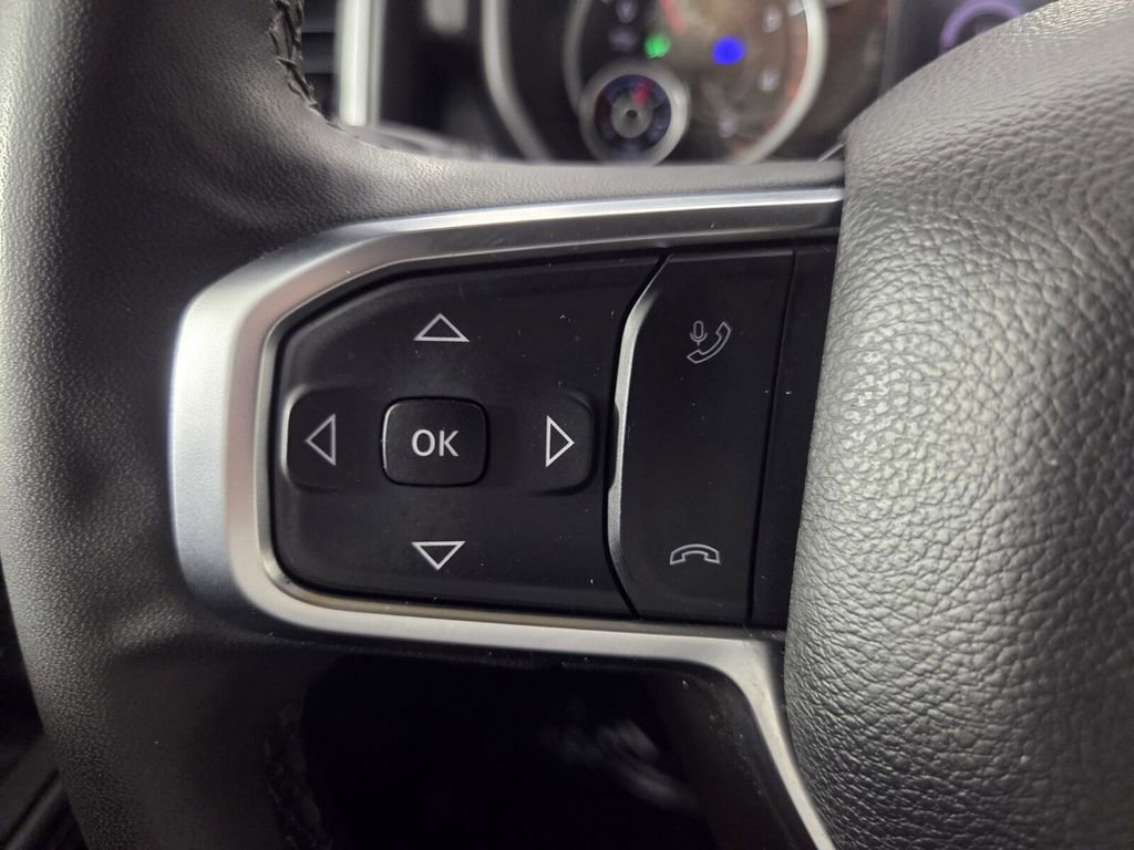 Used 2025 RAM 2500 Big Horn AWD/4WD image 18