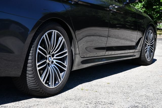 Used 2018 BMW 540i RWD image 9