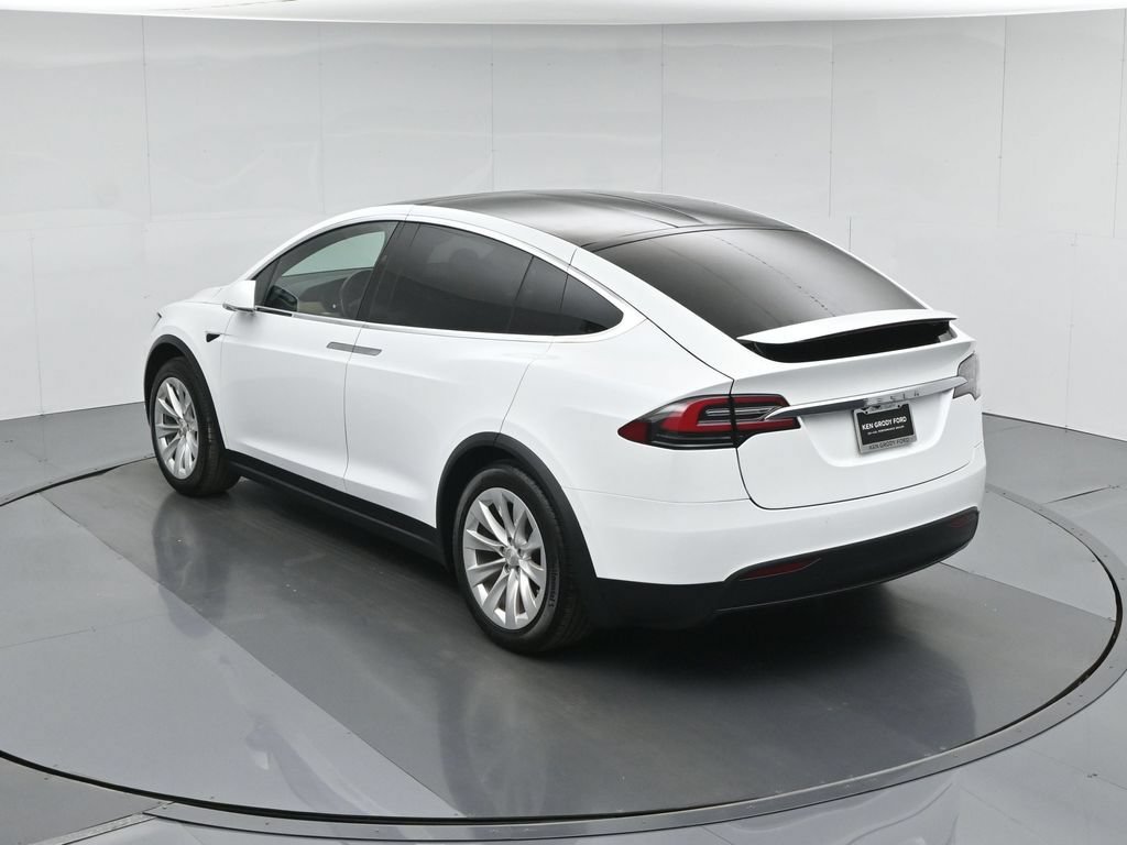 Used 2020 Tesla Model X Long Range AWD/4WD image 34