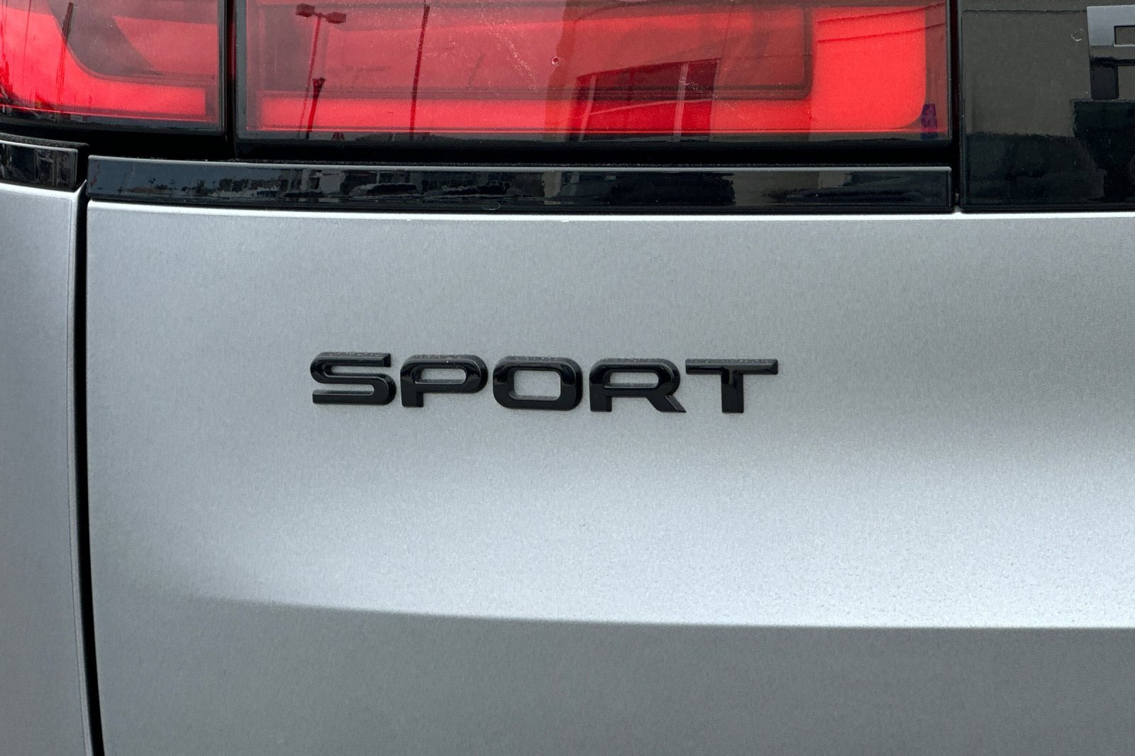 New 2025 Land Rover Range Rover Sport Dynamic SE image 26