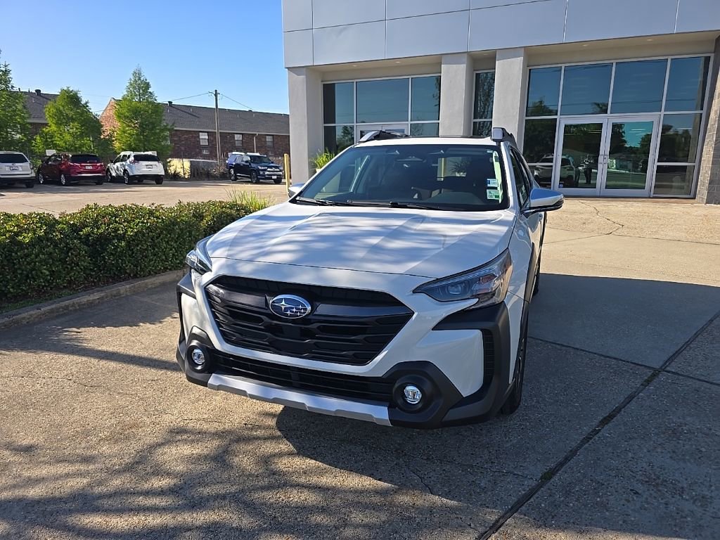 Used 2025 Subaru Outback Touring AWD/4WD image 17