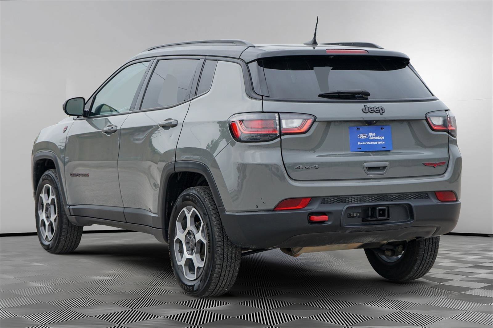 Used 2022 Jeep Compass Trailhawk w/ Trailhawk Elite Group AWD/4WD image 6