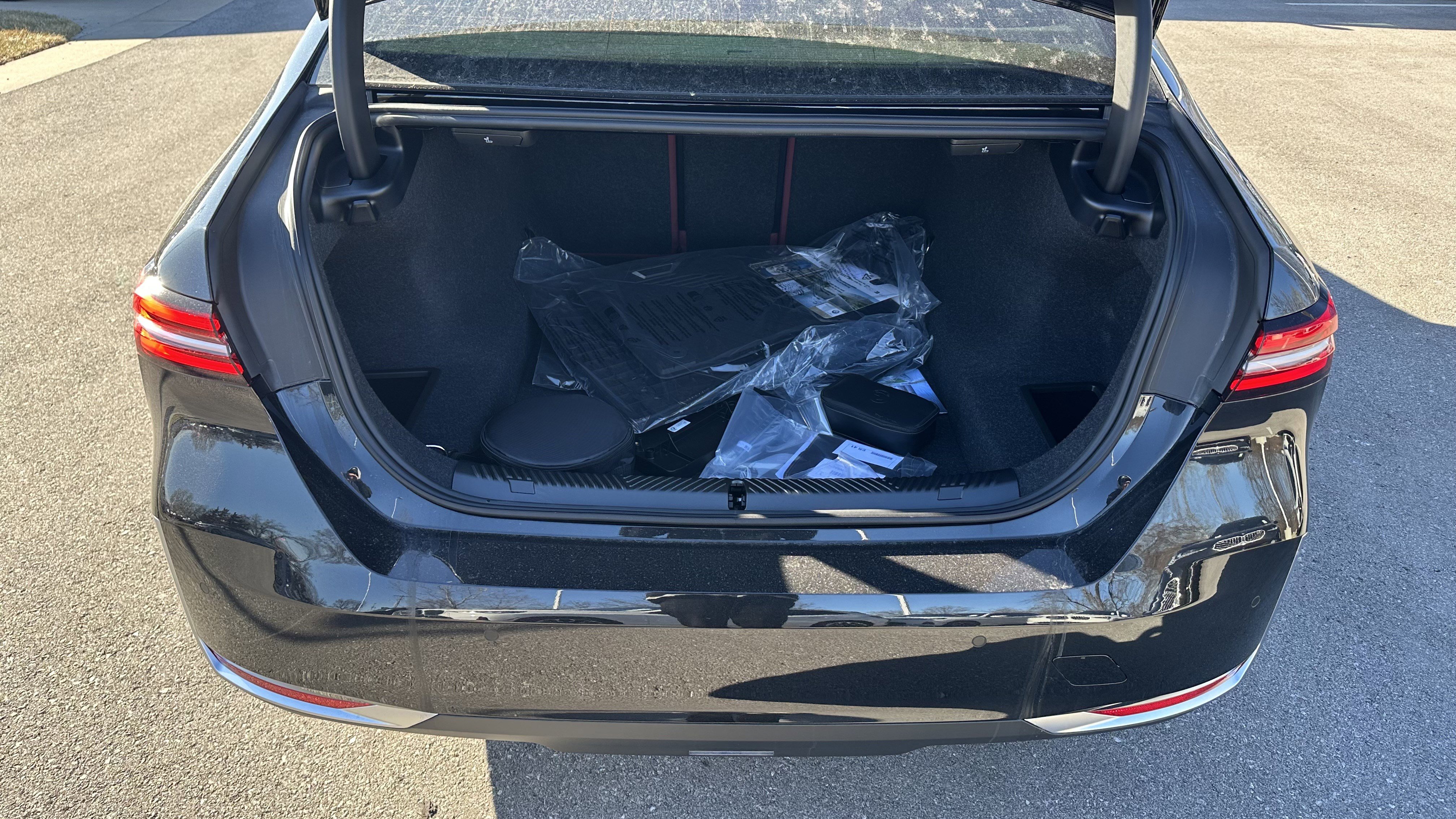 Used 2026 BMW 530i xDrive image 31