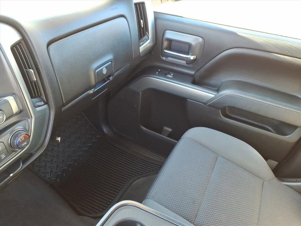 Used 2018 Chevrolet Silverado 1500 LT w/ All Star Edition image 36