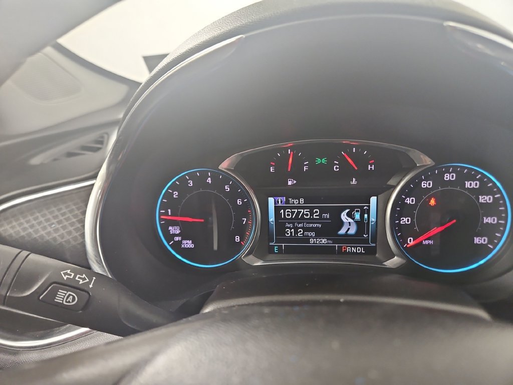 Used 2016 Chevrolet Malibu LT w/ Driver Confidence Package FWD image 16