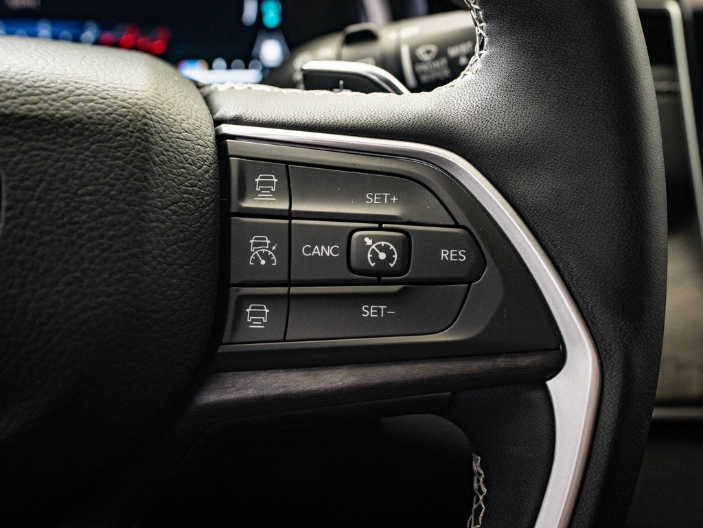 Used 2023 Jeep Grand Cherokee 4WD 4xe image 26