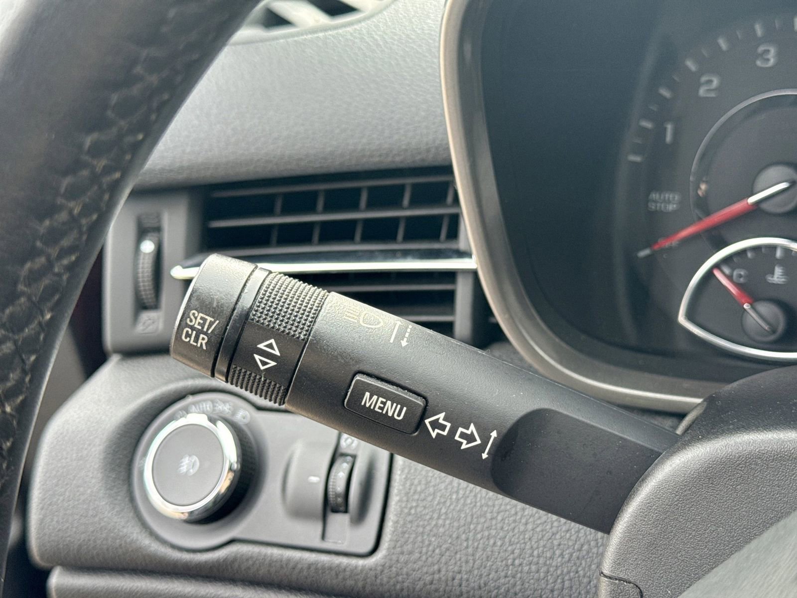 Used 2015 Chevrolet Malibu LT w/ Leather Package FWD image 26