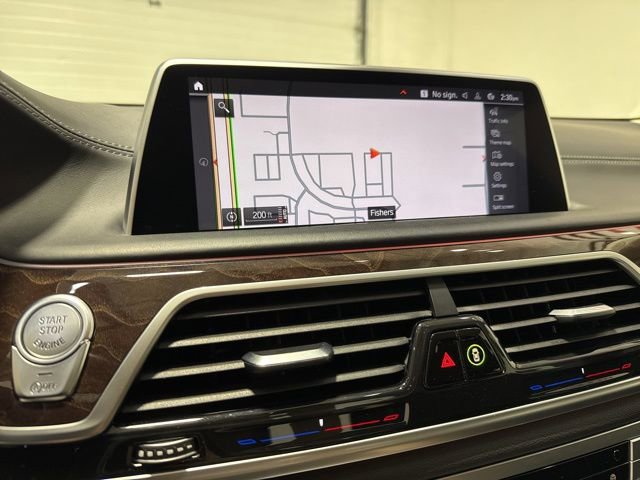 Used 2022 BMW 750i xDrive w/ Luxury Rear Seating Package image 20