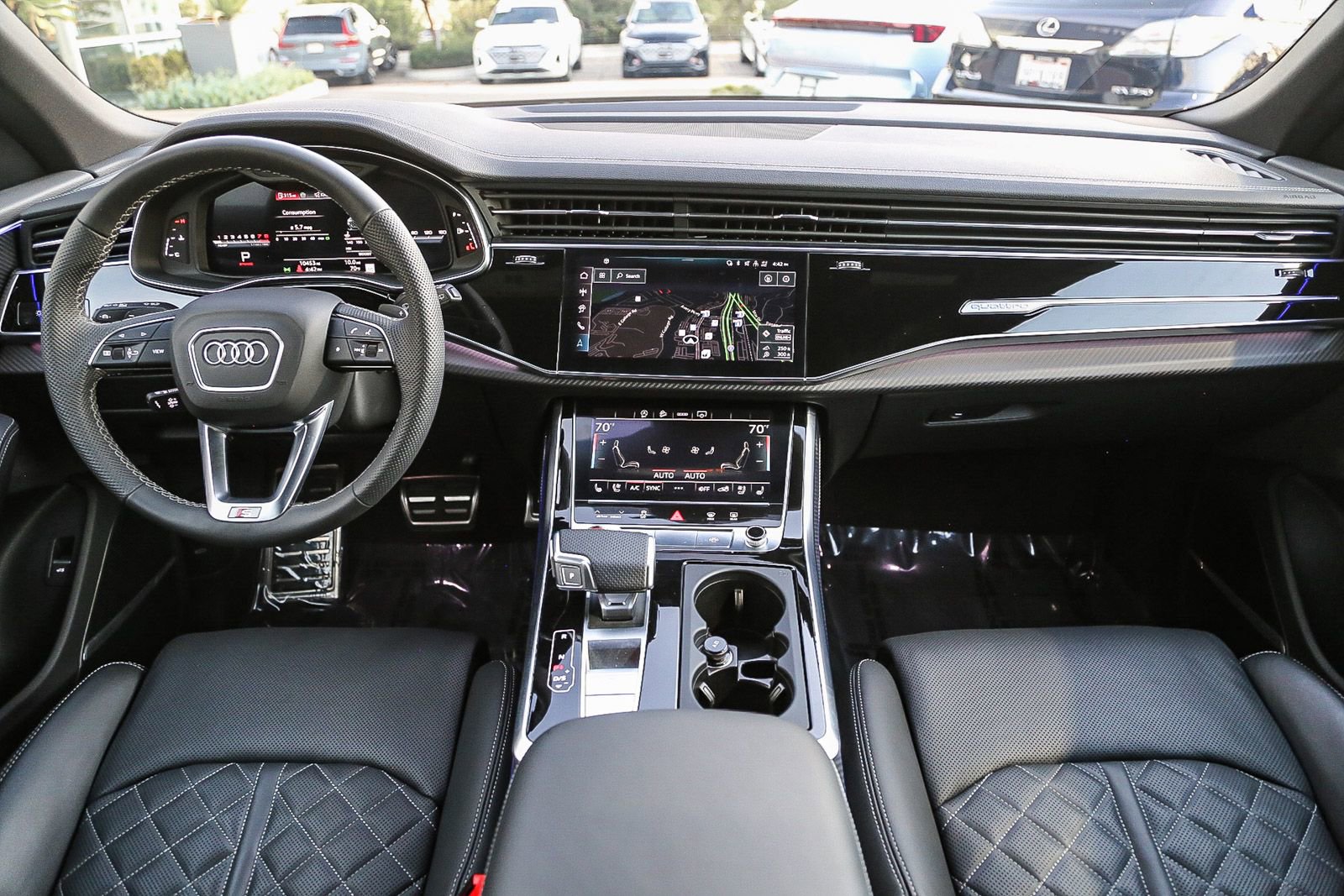 Used 2025 Audi SQ8 Premium Plus image 12