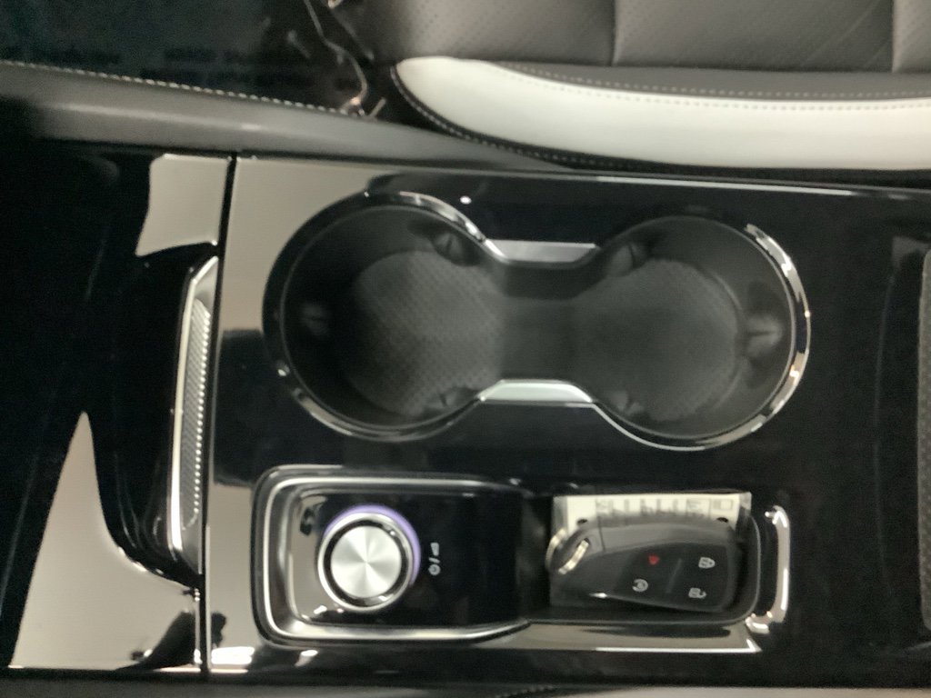 Used 2025 Buick Envision Sport Touring image 23