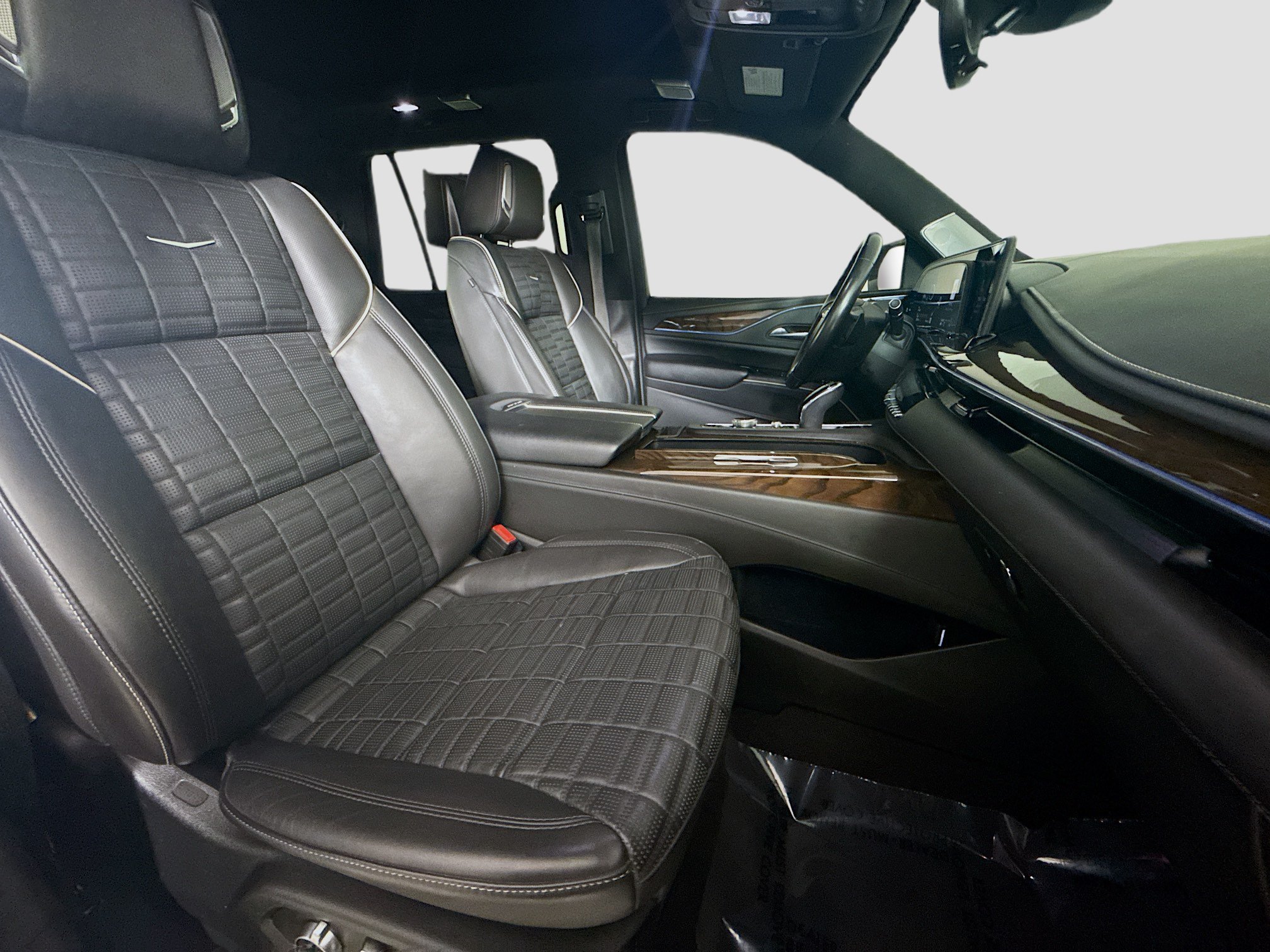 Used 2023 Cadillac Escalade Premium Luxury Platinum AWD/4WD image 29