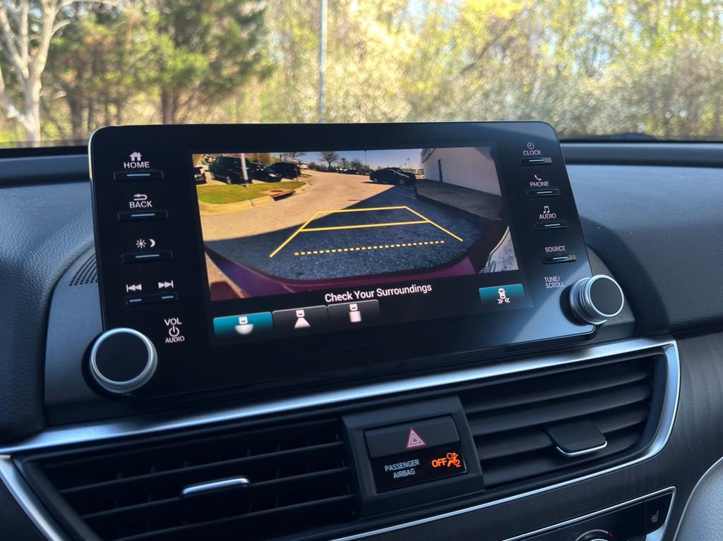 Used 2019 Honda Accord EX image 23