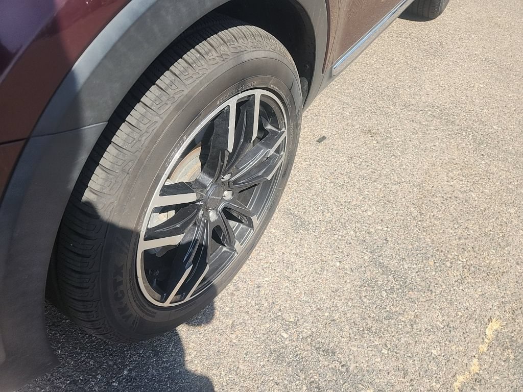 Used 2020 Kia Telluride LX FWD image 8