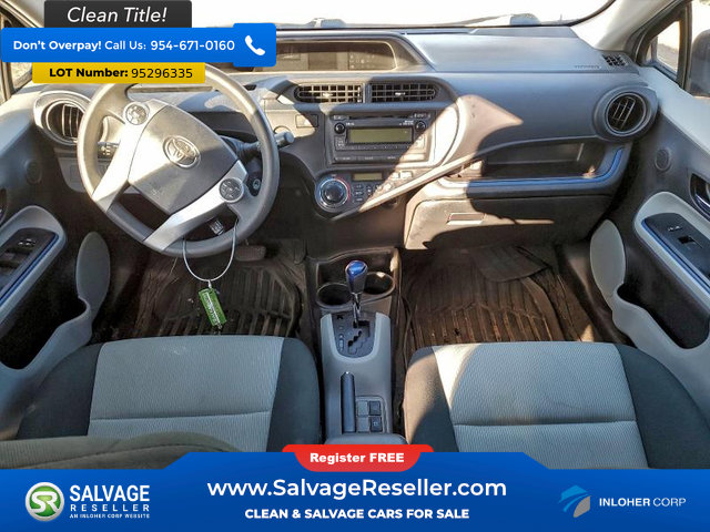Used 2013 Toyota Prius C image 11