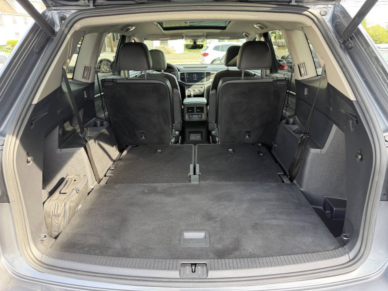 Used 2021 Volkswagen Atlas SE w/ Panoramic Sunroof Package AWD/4WD image 7