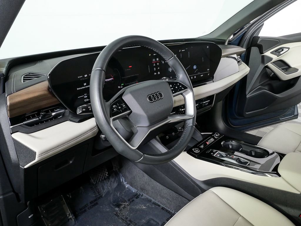 Certified 2025 Audi Q6 e-tron Premium w/ Convenience Package image 4