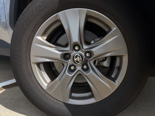 Certified 2024 Toyota RAV4 XLE AWD/4WD image 10