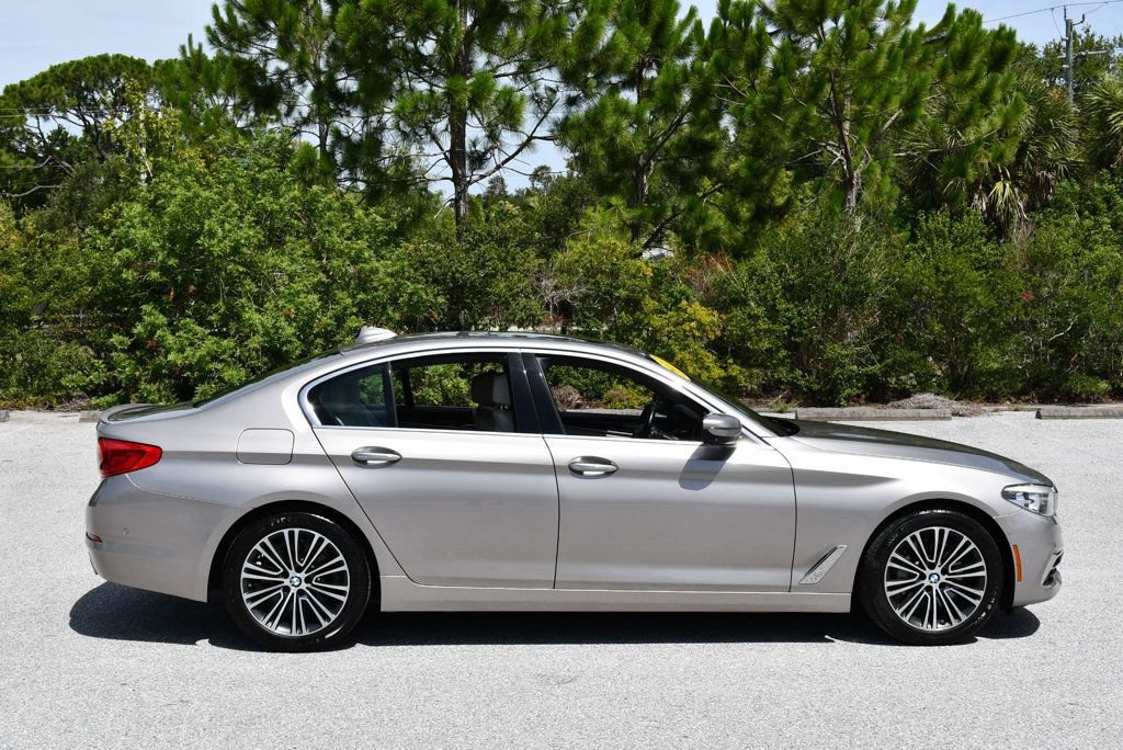 Used 2017 BMW 530i RWD image 31