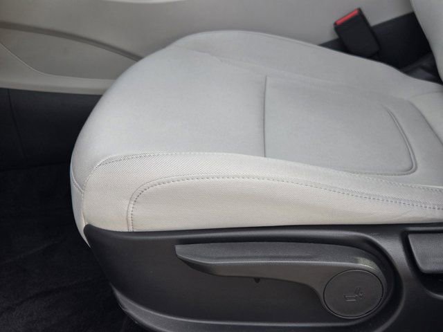 Used 2025 Hyundai Tucson SE FWD image 25