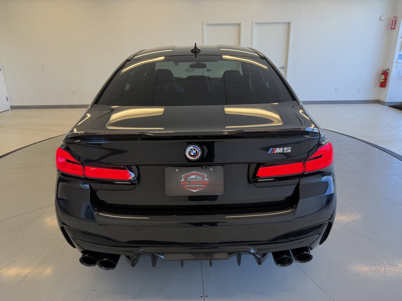 Used 2022 BMW M5 w/ Executive Package image 79