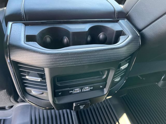 Used 2024 RAM 3500 Limited AWD/4WD image 24