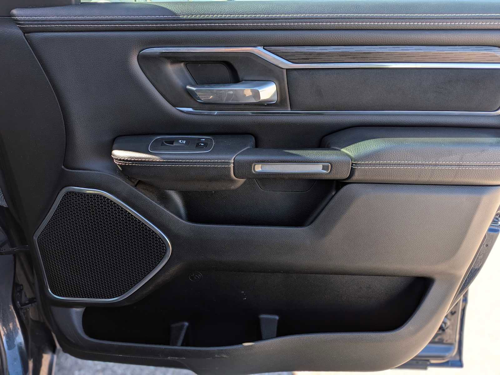 Used 2024 RAM 1500 Laramie image 21