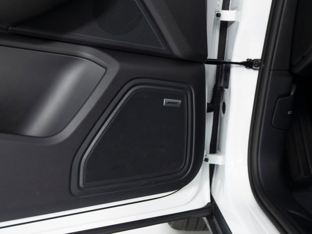 Certified 2025 Porsche Macan image 22