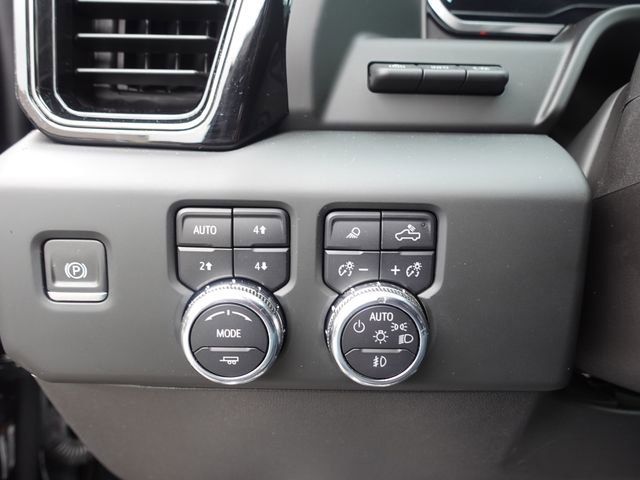 Used 2023 GMC Sierra 1500 AT4X AWD/4WD image 19