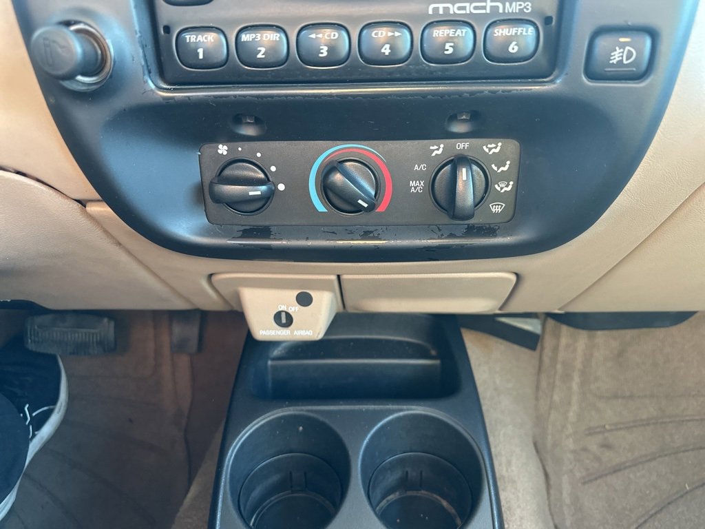 Used 2002 Ford Ranger XLT image 4