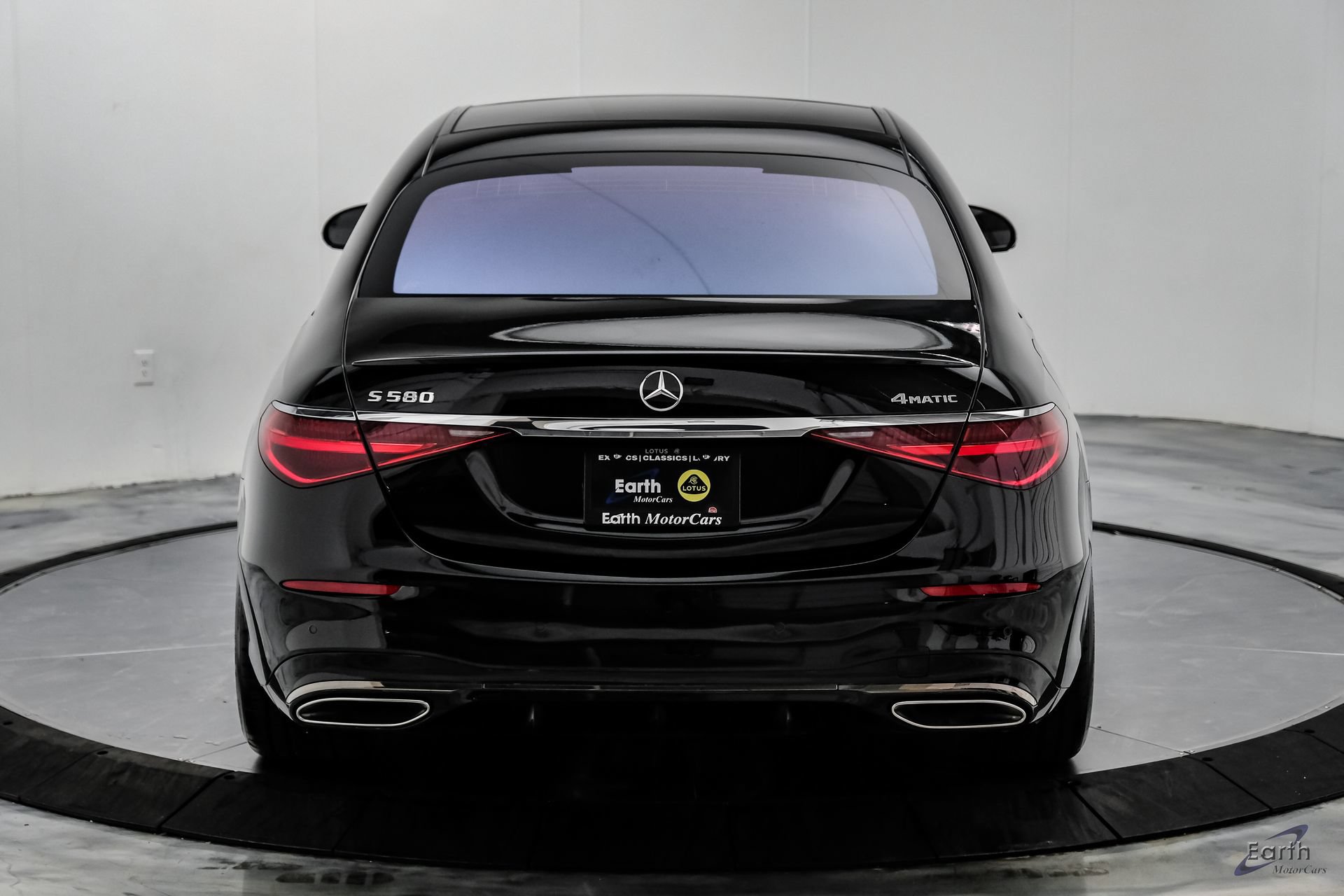 Used 2024 Mercedes-Benz S 580 4MATIC Sedan w/ AMG Line image 13
