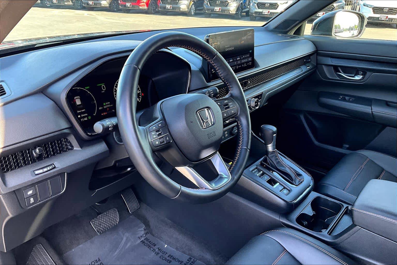 Used 2025 Honda CR-V Sport-L image 17