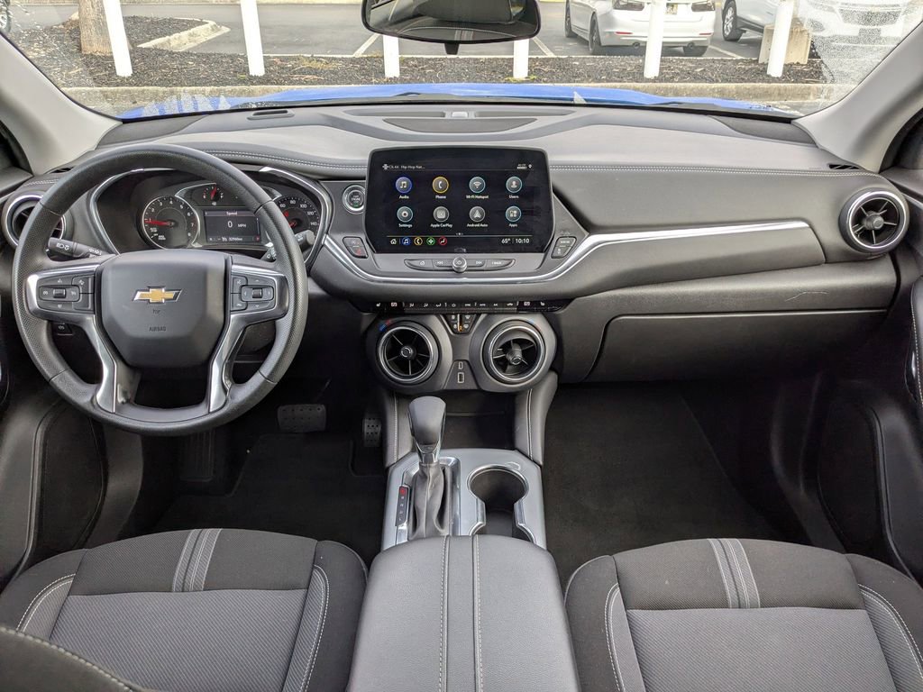 Used 2025 Chevrolet Blazer LT image 16