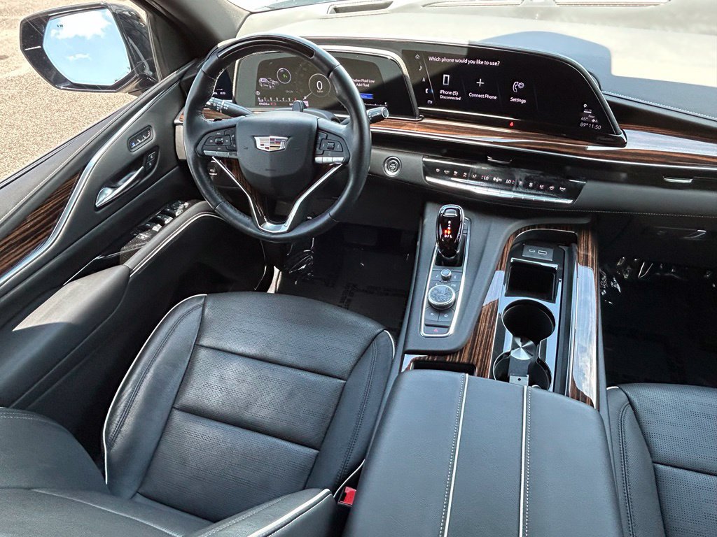Used 2023 Cadillac Escalade Premium Luxury w/ LPO, Illumination Package AWD/4WD image 9
