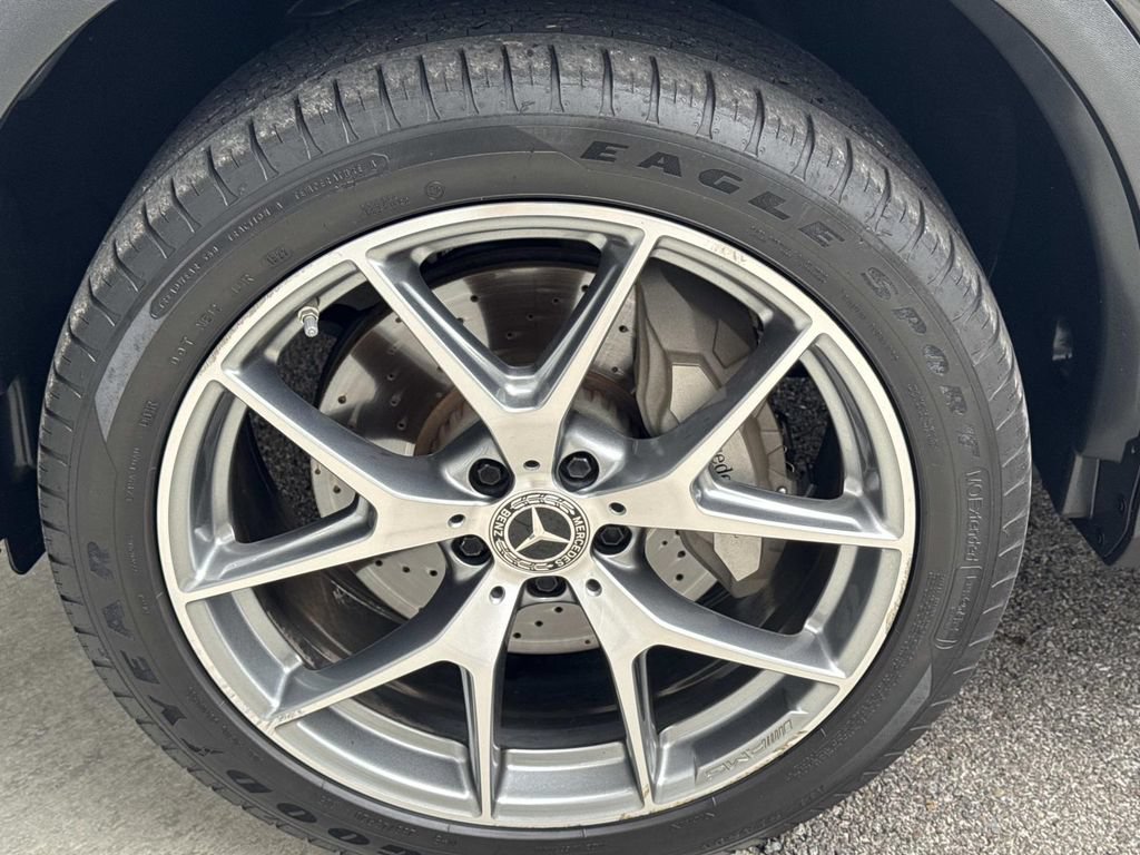 Used 2022 Mercedes-Benz GLC 300 4MATIC image 11
