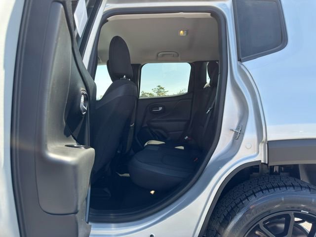 Used 2020 Jeep Renegade Altitude image 16