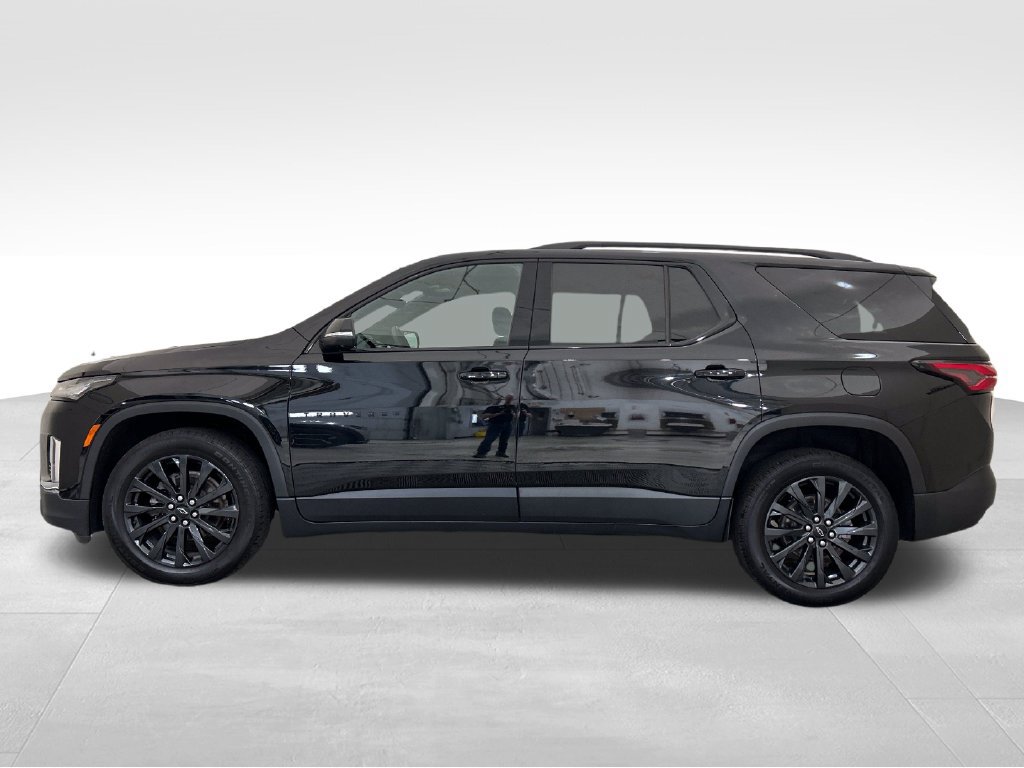 Used 2023 Chevrolet Traverse RS AWD/4WD image 2