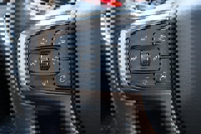 Used 2021 Chevrolet Suburban High Country image 24