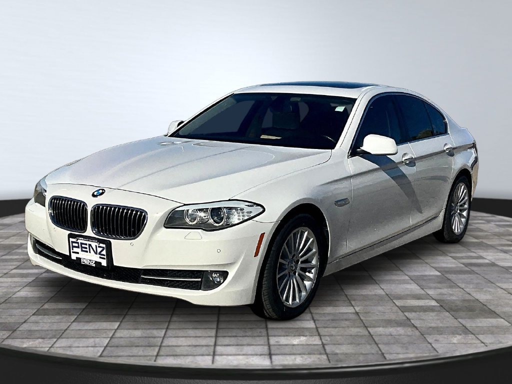 Used 2013 BMW 535i Sedan RWD image 1