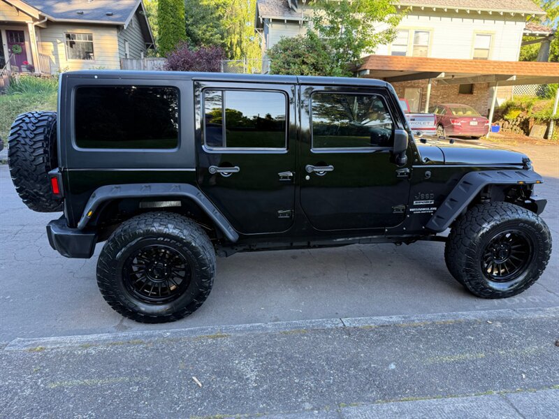 Used 2015 Jeep Wrangler Unlimited Sport w/ Quick Order Package 24S AWD/4WD image 6
