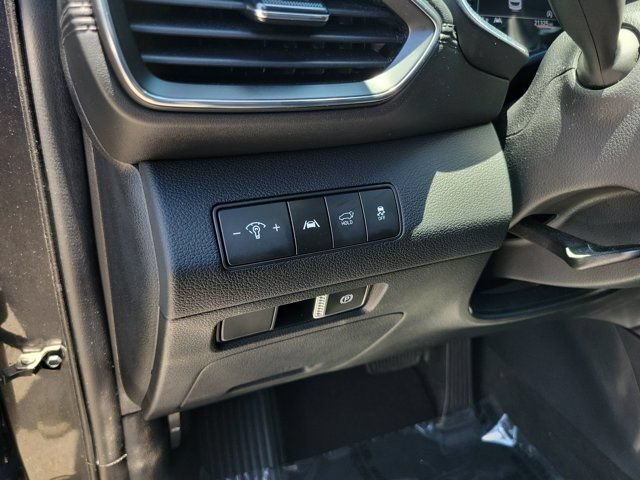 Certified 2023 Hyundai Santa Fe SEL w/ Cargo Package FWD image 18