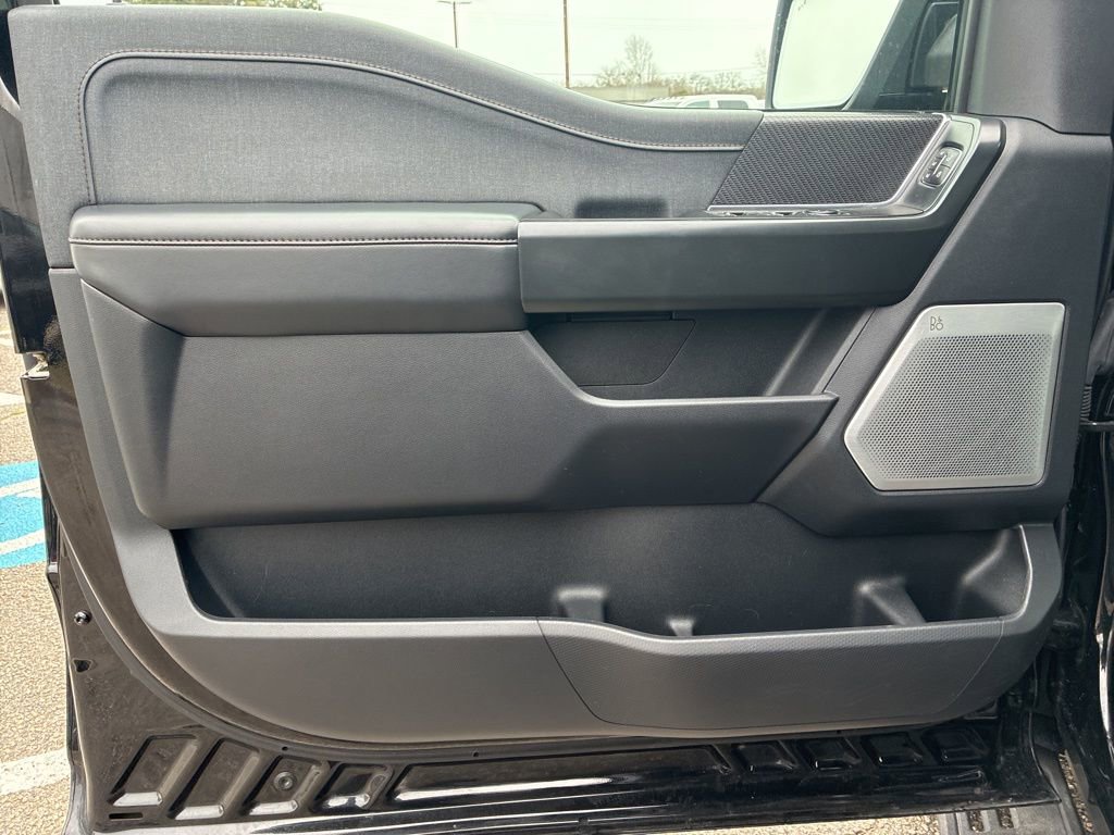 Used 2023 Ford F150 Raptor w/ Raptor Carbon Fiber Package image 12