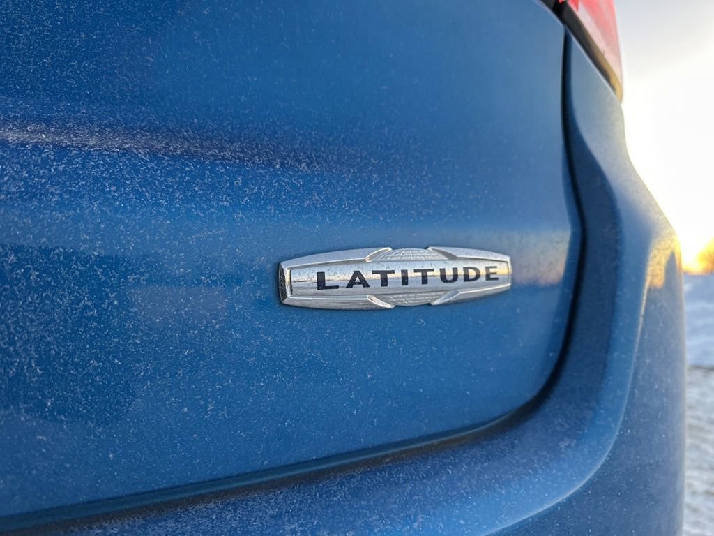 Used 2022 Jeep Compass Latitude w/ Sun and Sound Group image 4