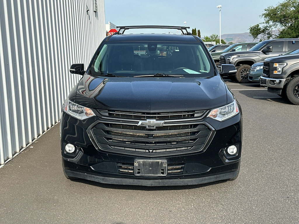 Used 2020 Chevrolet Traverse Premier w/ Redline Edition AWD/4WD image 2