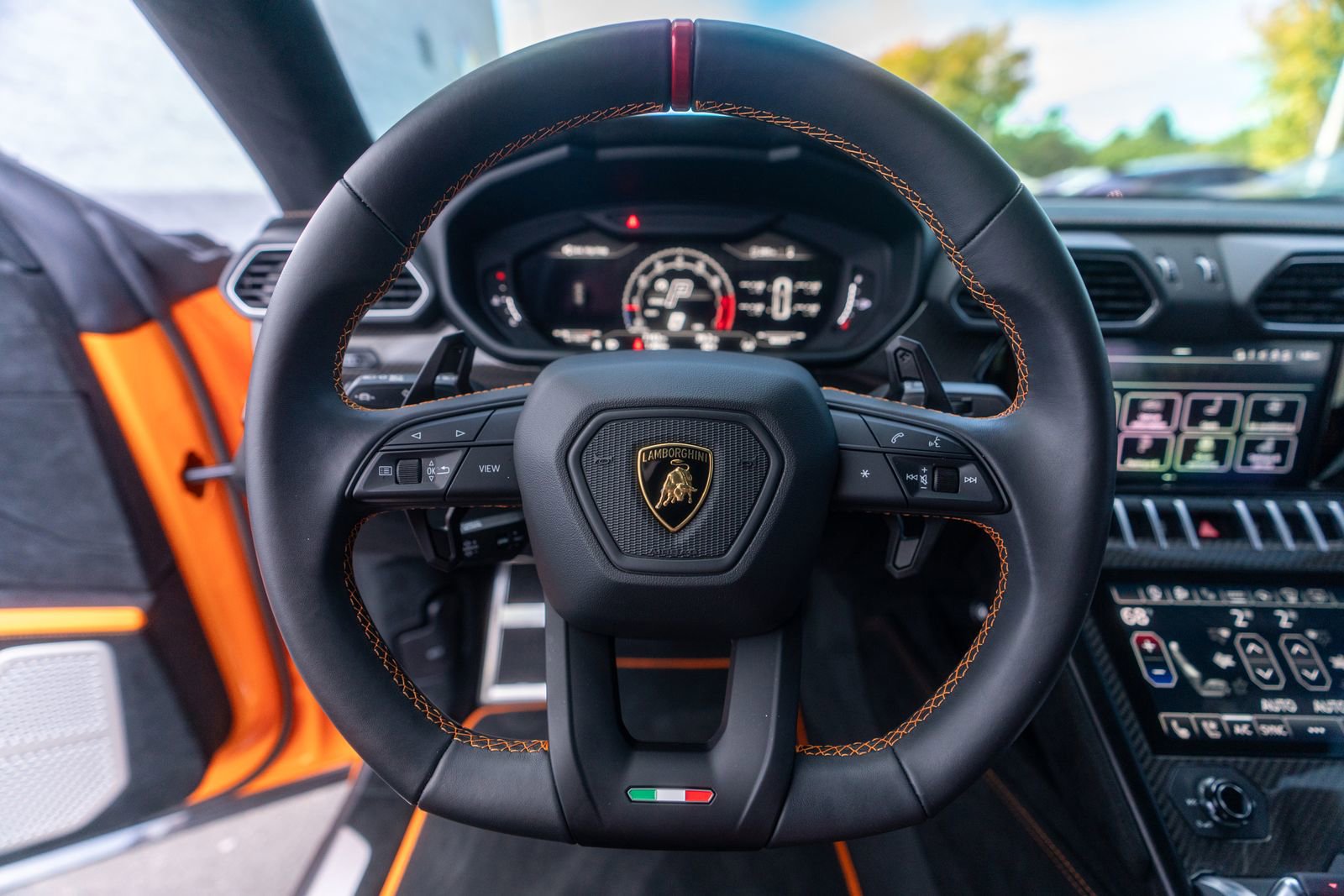 Used 2024 Lamborghini Urus Performante image 30