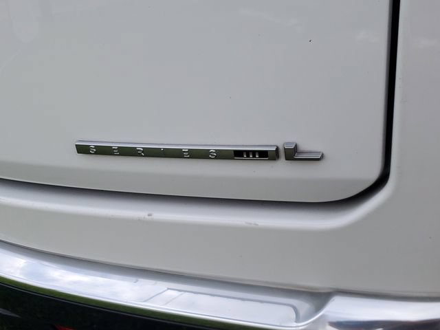 Used 2023 Jeep Wagoneer L Series III w/ Preferred Equipment Group AWD/4WD image 6