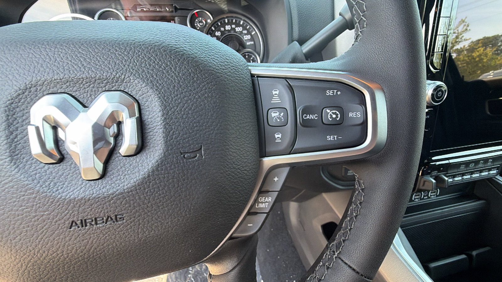 New 2026 RAM 2500 Big Horn AWD/4WD image 24